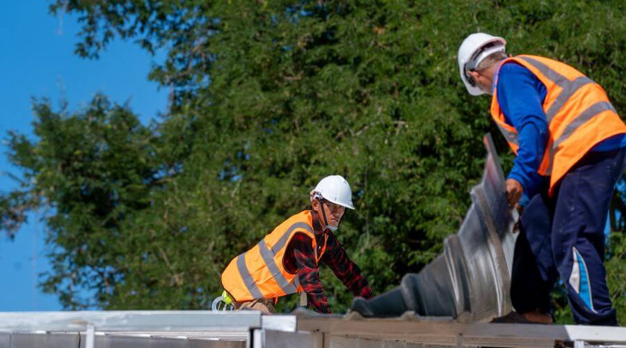 Roof repair in Pekin, IN